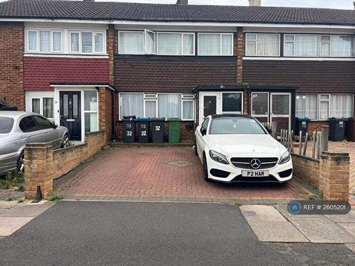 3 Bedroom Terraced House To Rent In Sandy Lane, Mitcham, CR4