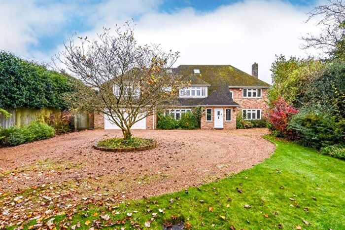 7 Bedroom Detached House For Sale In The Old Cricket Common, Cookham Dean, Maidenhead, SL6