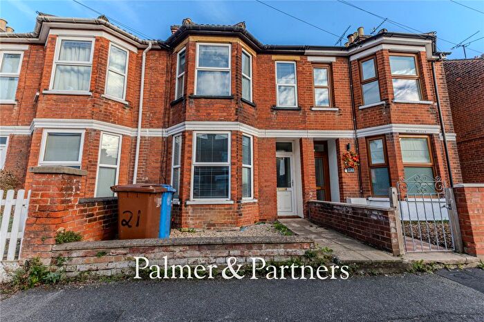 3 Bedroom Terraced House For Sale In Cullingham Road, Ipswich, Suffolk, IP1