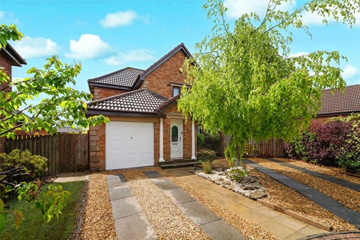 3 Bedroom Detached House For Sale In Fairlie, Stewartfield, East Kilbride, South Lanarkshire, G74