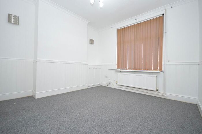 2 Bedroom Property To Rent In Avondale Road, Kettering, NN16