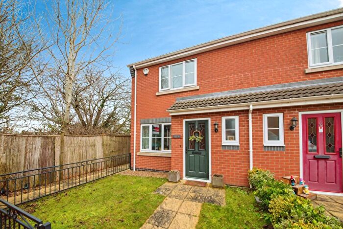 2 Bedroom End Of Terrace House For Sale In Jubilee Close, Cherry Willingham, Lincoln, Lincolnshire, LN3