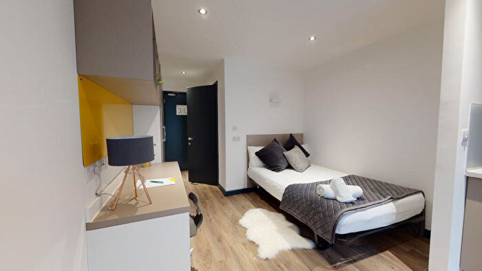 Studio To Rent In , Large Studio, Opto Village, Luton, LU1