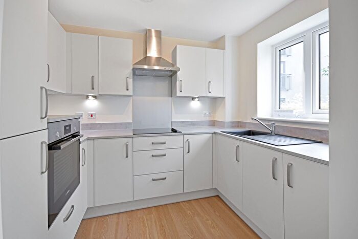 1 Bedroom Flat To Rent In South Street, Taunton, TA1