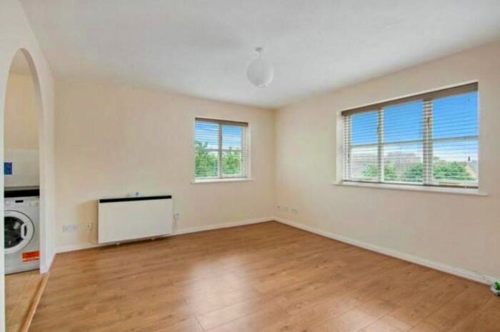 2 Bedroom Flat To Rent In St. Aidans Court, Blessing Way, Barking, Essex, IG11