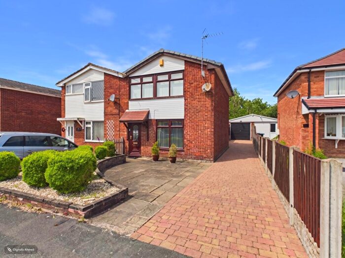 3 Bedroom Semi Detached House For Sale In Hallfield Drive, Elton, Chester, Cheshire, CH2