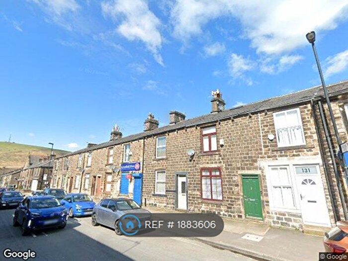 3 Bedroom Terraced House To Rent In Chew Valley Road, Greenfield, Oldham, OL3