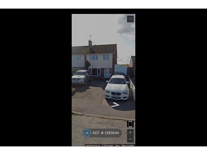 3 Bedroom Semi-Detached House To Rent In Peartree Close, Leicester, LE7