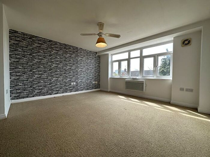 1 Bedroom Apartment To Rent In Riverside Heights, Dock Road, Tilbury, RM18