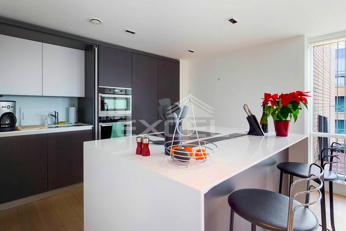 3 Bedroom Flat To Rent In Quayside House, Kew Bridge Road, Brentford, TW8