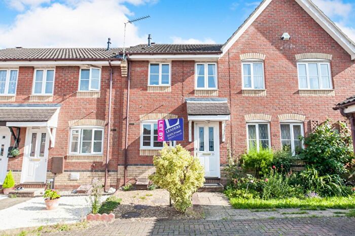 2 Bedroom House To Rent In Swallowtail Close, Pinewood, Ipswich, IP8