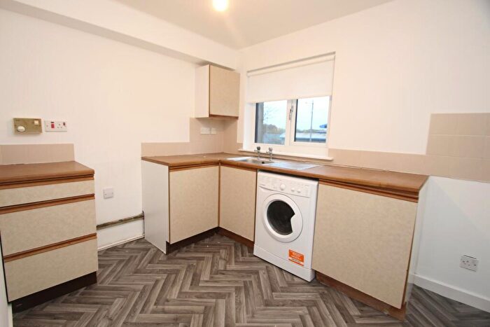 2 Bedroom Flat To Rent In Ashvale Crescent, Springburn, Glasgow, G21
