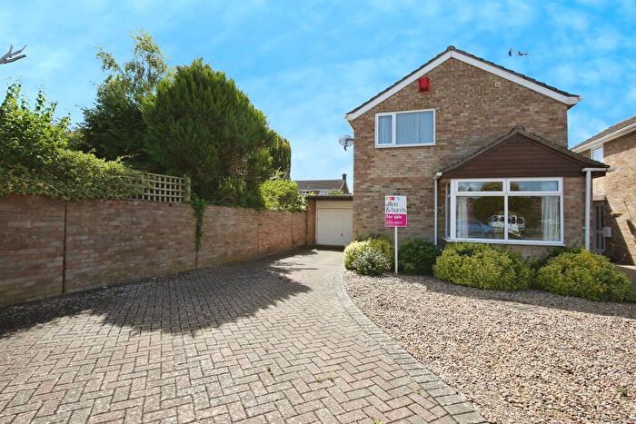 3 Bedroom Detached House For Sale In Ferny Close, Radley, Abingdon, OX14