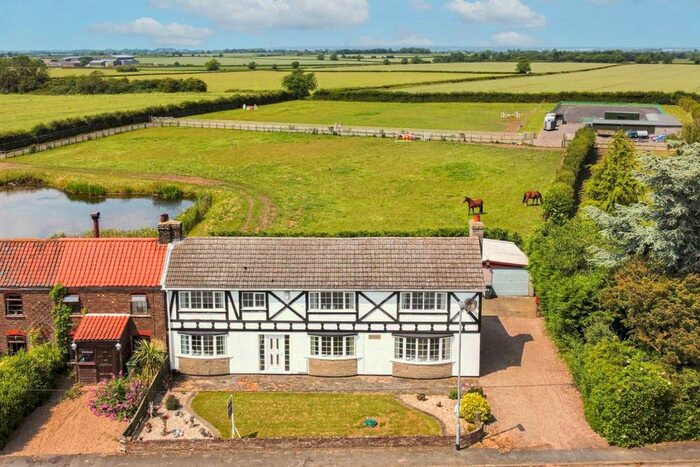 3 Bedroom Semi-Detached House For Sale In Station Road, Thornton Curtis, Ulceby, Lincolnshire, DN39