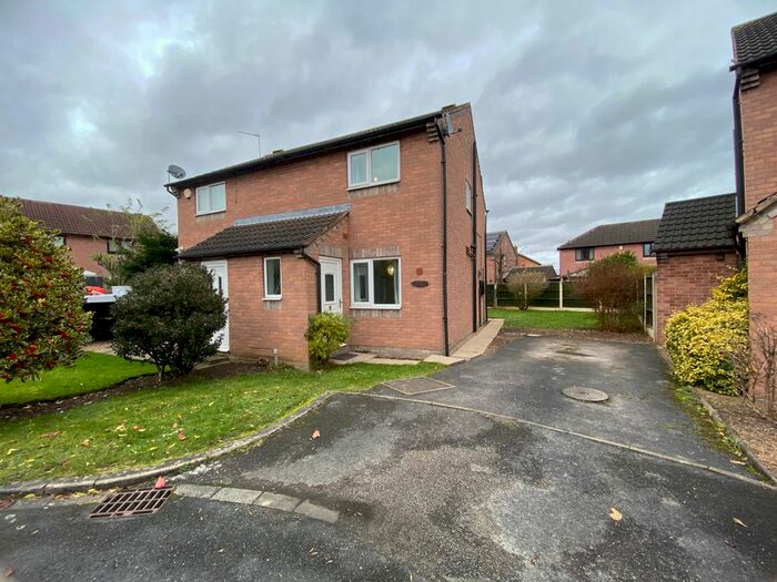 2 Bedroom Property To Rent In St. Lukes Close, Dunsville, Doncaster, DN7