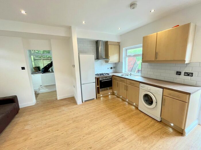 2 Bedroom Terraced House To Rent In Tylorstown, Ferndale, CF43