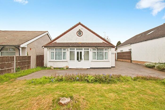 2 Bedroom Bungalow For Sale In Church Hill, Dartford, Kent, DA2