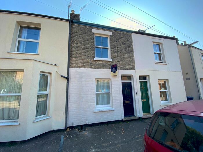 2 Bedroom Terraced House To Rent In Argyle Street, Cambridge, CB1