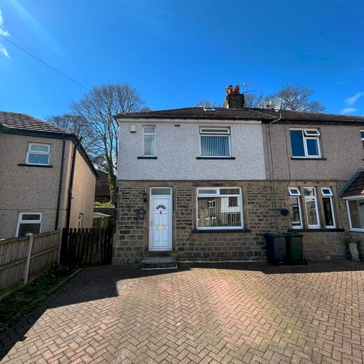 2 Bedroom Semi-Detached House To Rent In Hollybank Gardens, Lidget Green, Bradford, BD7