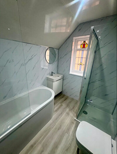 5 Bedroom Detached House To Rent In Lawn Road, SO17