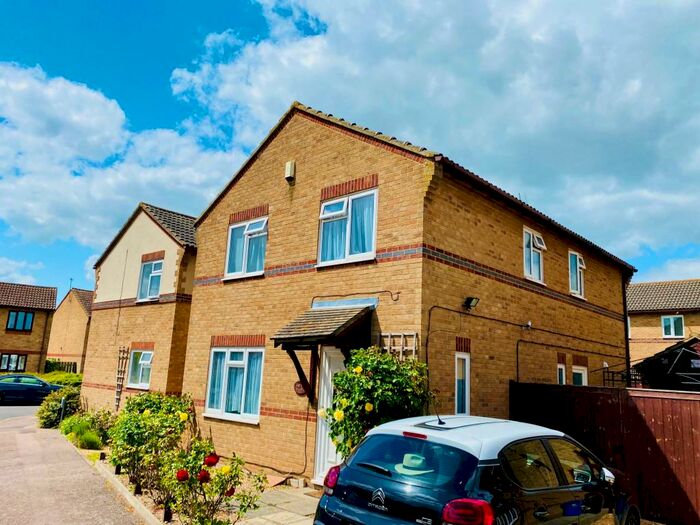 4 Bedroom House To Rent In The Willows, Kemsley, Sittingbourne, ME10