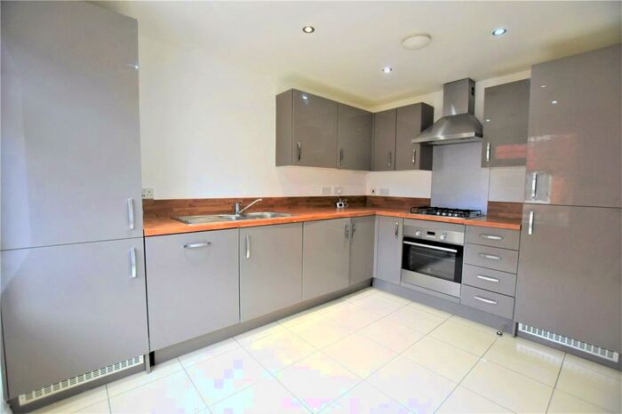 3 Bedroom Link Detached House To Rent In Bramble Lane, Harwell, Didcot, OX11