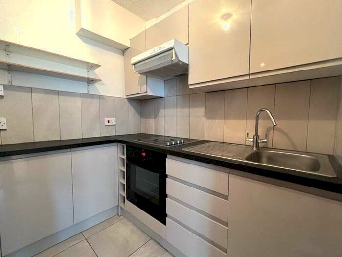 5 Bedroom Terraced House To Rent In Canfield Road, Brighton, BN2