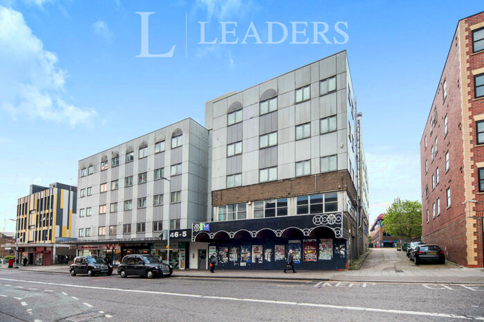 1 Bedroom Apartment To Rent In Park Street - Central Luton - Bedroom With Parking -, LU1