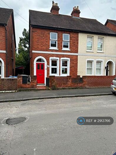 3 Bedroom Semi Detached House To Rent In College Rise, Maidenhead, SL6