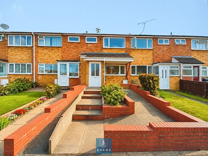 3 Bedroom Terraced House For Sale In John Knight Road, Bedworth, CV12