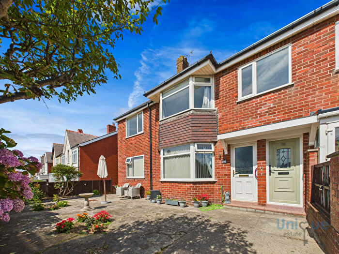 2 Bedroom Apartment For Sale In Caryl Road, Lytham St. Annes, Lancashire, FY8
