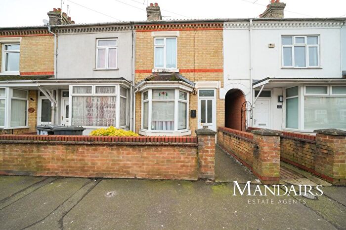 3 Bedroom Terraced House To Rent In Belsize Avenue, Woodston, Peterborough, PE2