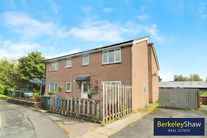 Studio To Rent In Oak Croft, Clayton-Le-Woods, Chorley, PR6