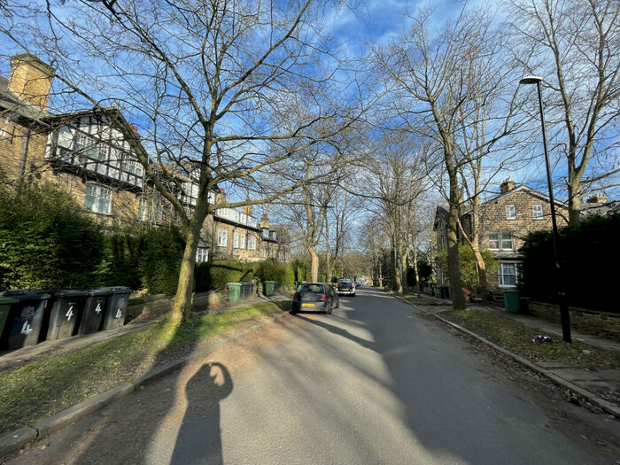 1 Bedroom Apartment To Rent In St. Marys Road, Leeds, West Yorkshire, LS7