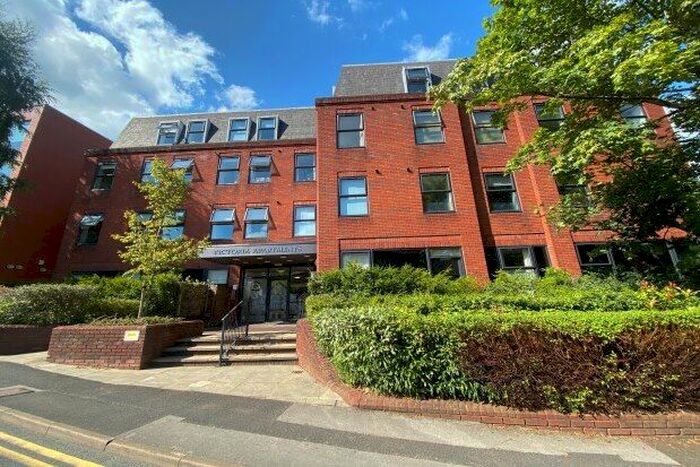 1 Bedroom Flat To Rent In Victoria Street, Altrincham, WA14