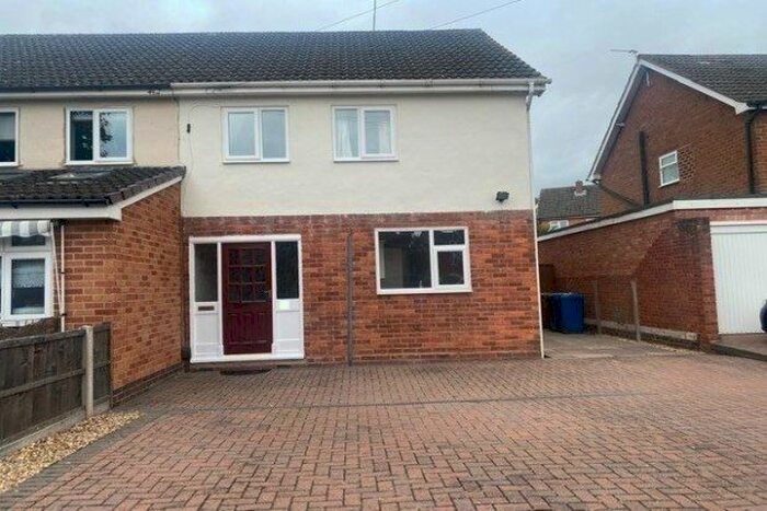3 Bedroom Property To Rent In Streethay, Lichfield, WS13
