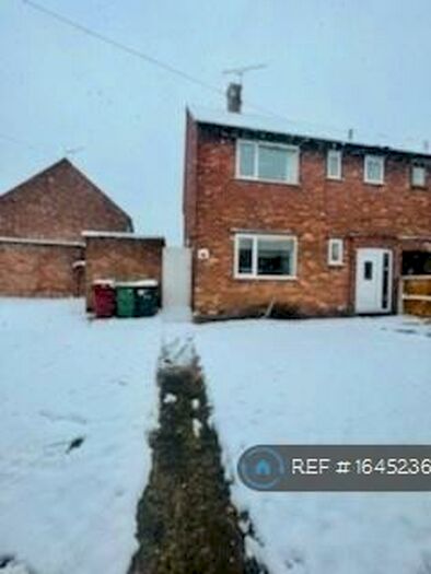 2 Bedroom Semi-Detached House To Rent In Blacksmith Lane, Calow, Chesterfield, S44