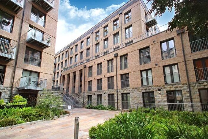 1 Bedroom Flat For Sale In French Yard, Bristol, BS1