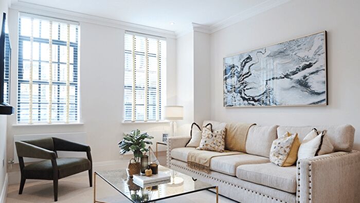 2 Bedroom Flat To Rent In Rainville Road, London, W6