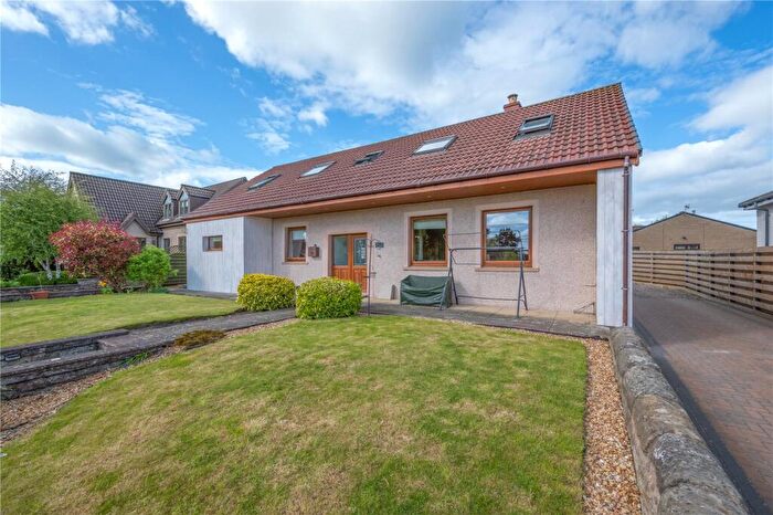 4 Bedroom Detached House For Sale In Carnock Road, Dunfermline, Fife, KY12
