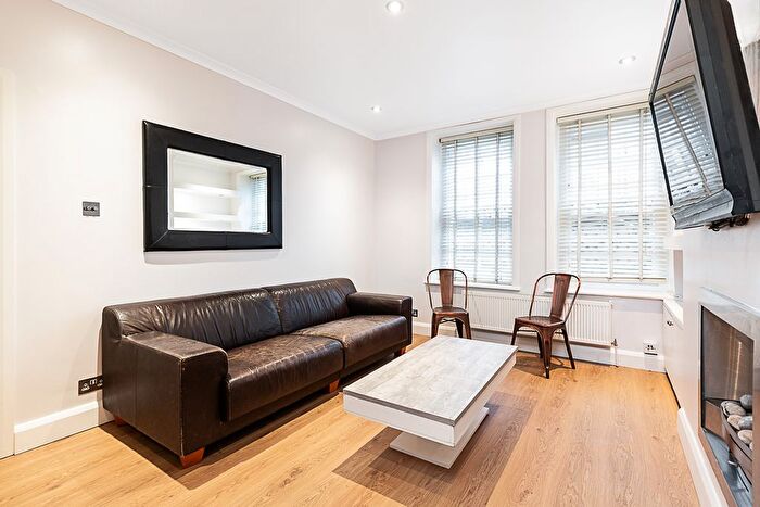 1 Bedroom Flat To Rent In Clevedon House, Hanson Street, London, W1W