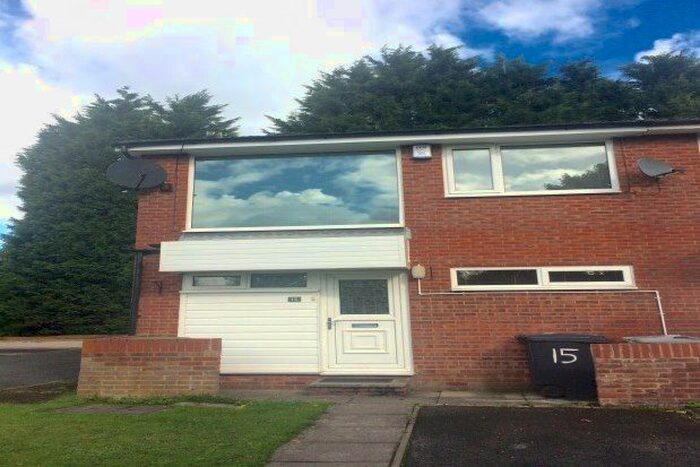 3 Bedroom Property To Rent In Chestnut Close, Wilmslow SK9