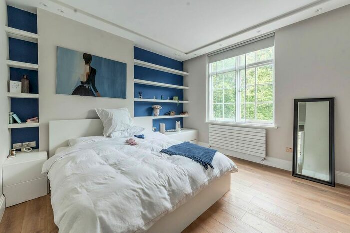 2 Bedroom Flat To Rent In Fulham Road, Sloane Square, London, SW3