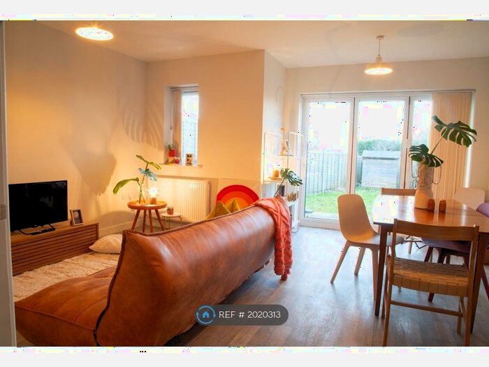 4 Bedroom Semi-Detached House To Rent In Colston Street, Soundwell, Bristol, BS16