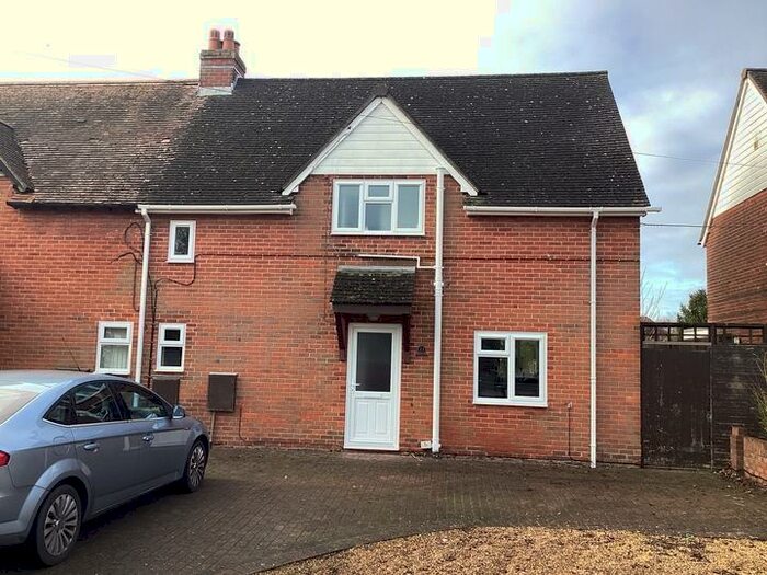 3 Bedroom House To Rent In Oakmount Road, Chandlers Ford, SO53