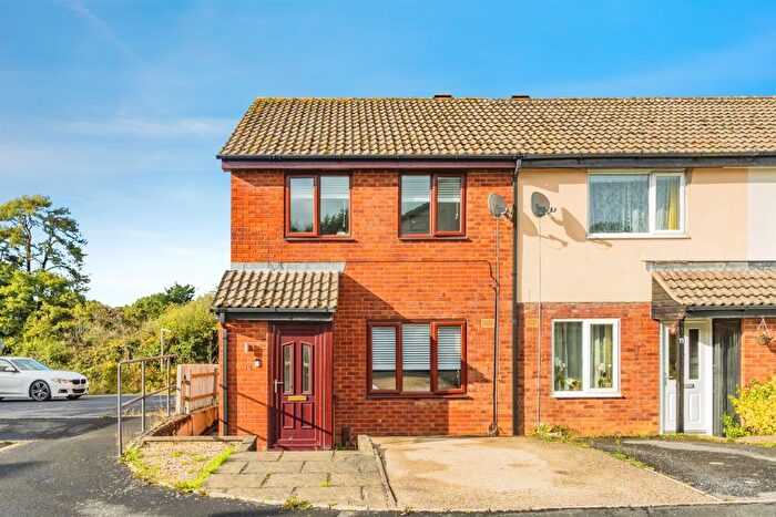 3 Bedroom End Of Terrace House For Sale In Mill End, Kingsteignton, Newton Abbot, TQ12