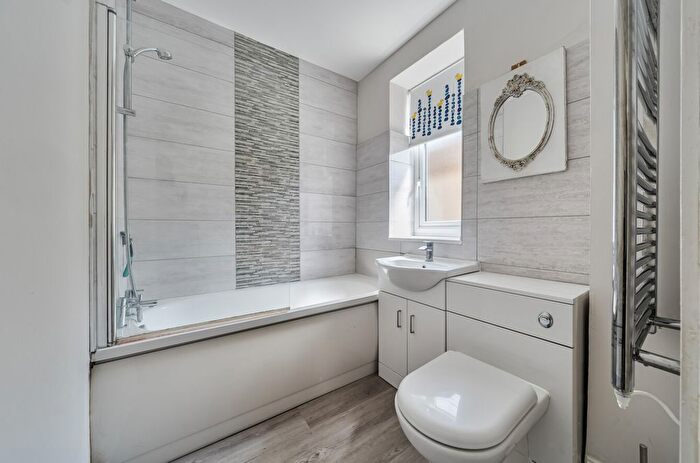 1 Bedroom Flat To Rent In Westridge Road, Southampton, Hampshire, SO17