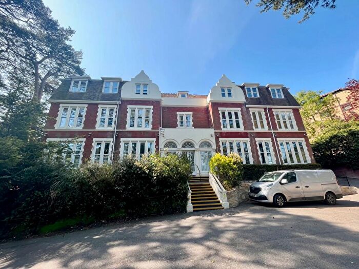 2 Bedroom Maisonette To Rent In Knyveton Road, Bournemouth, BH1