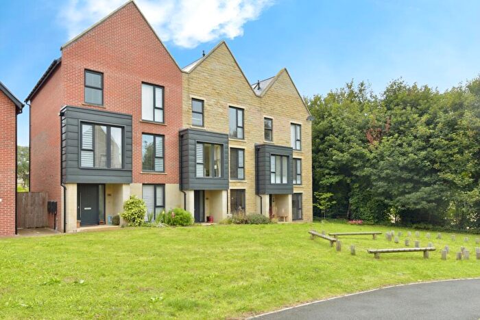 4 Bedroom Terraced House For Sale In Linnet Way, Stannington, Sheffield, South Yorkshire, S6