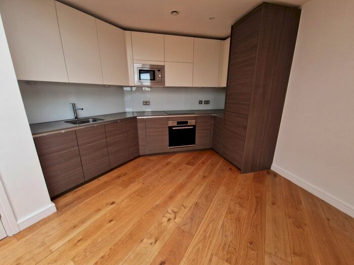 2 Bedroom Flat To Rent In Molesworth Street, Lewisham, SE13